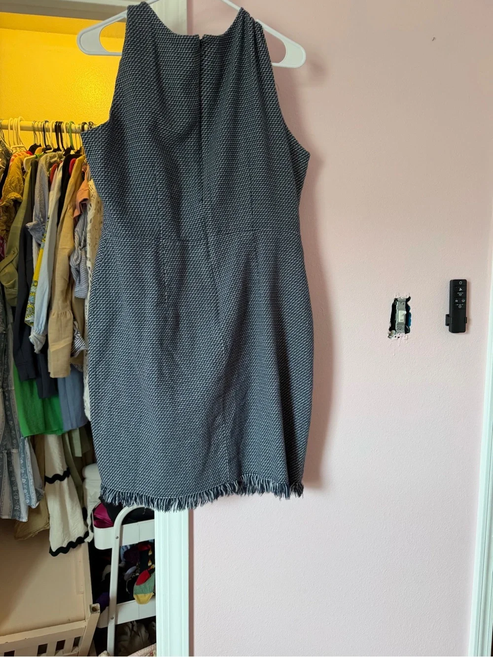 LOFT Sleeveless Textured Sheath Dress in Charcoal